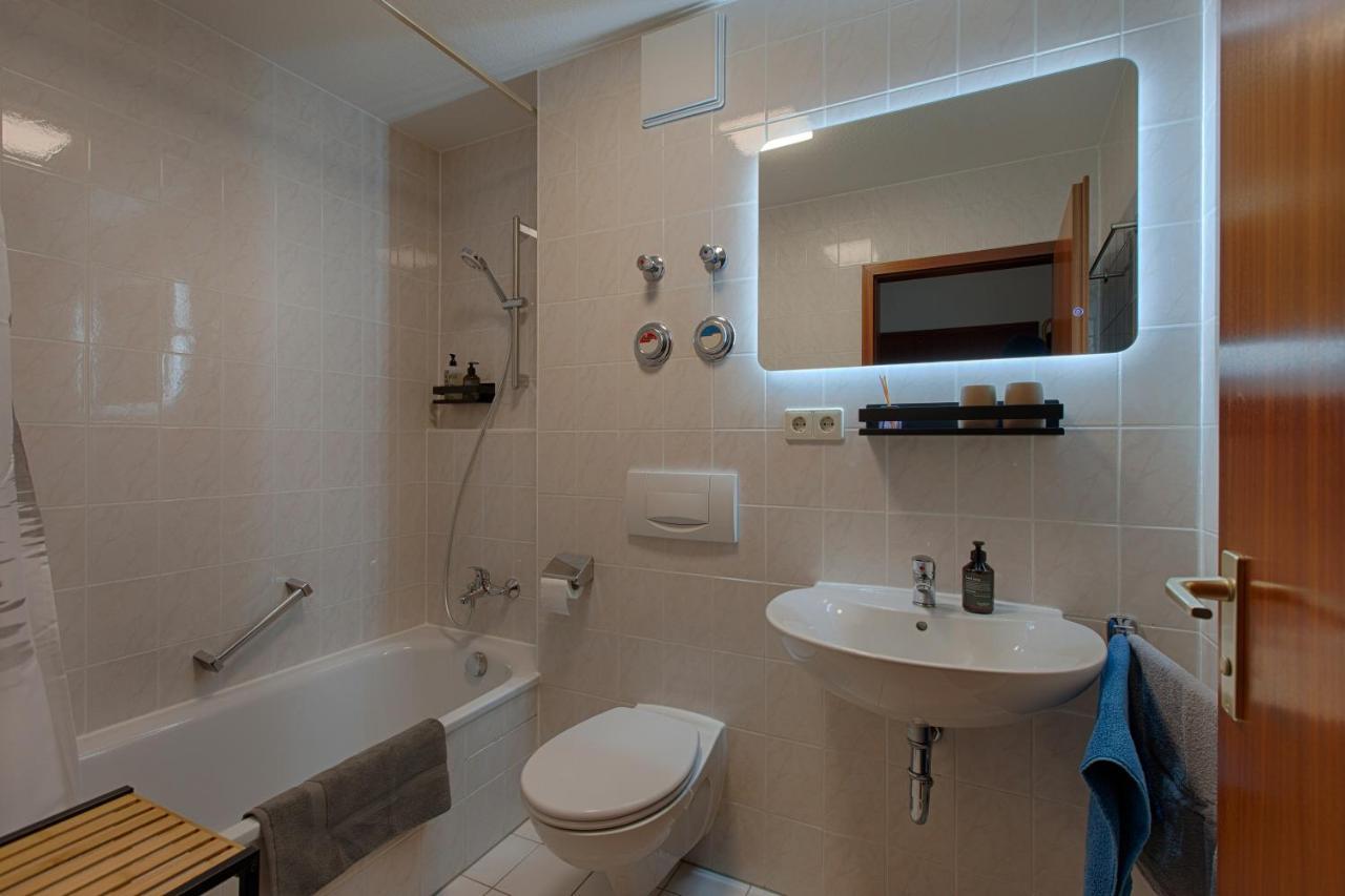 Apartamento Lamiacasa Business-Family-Near Bosch-Airport Renningen Exterior foto